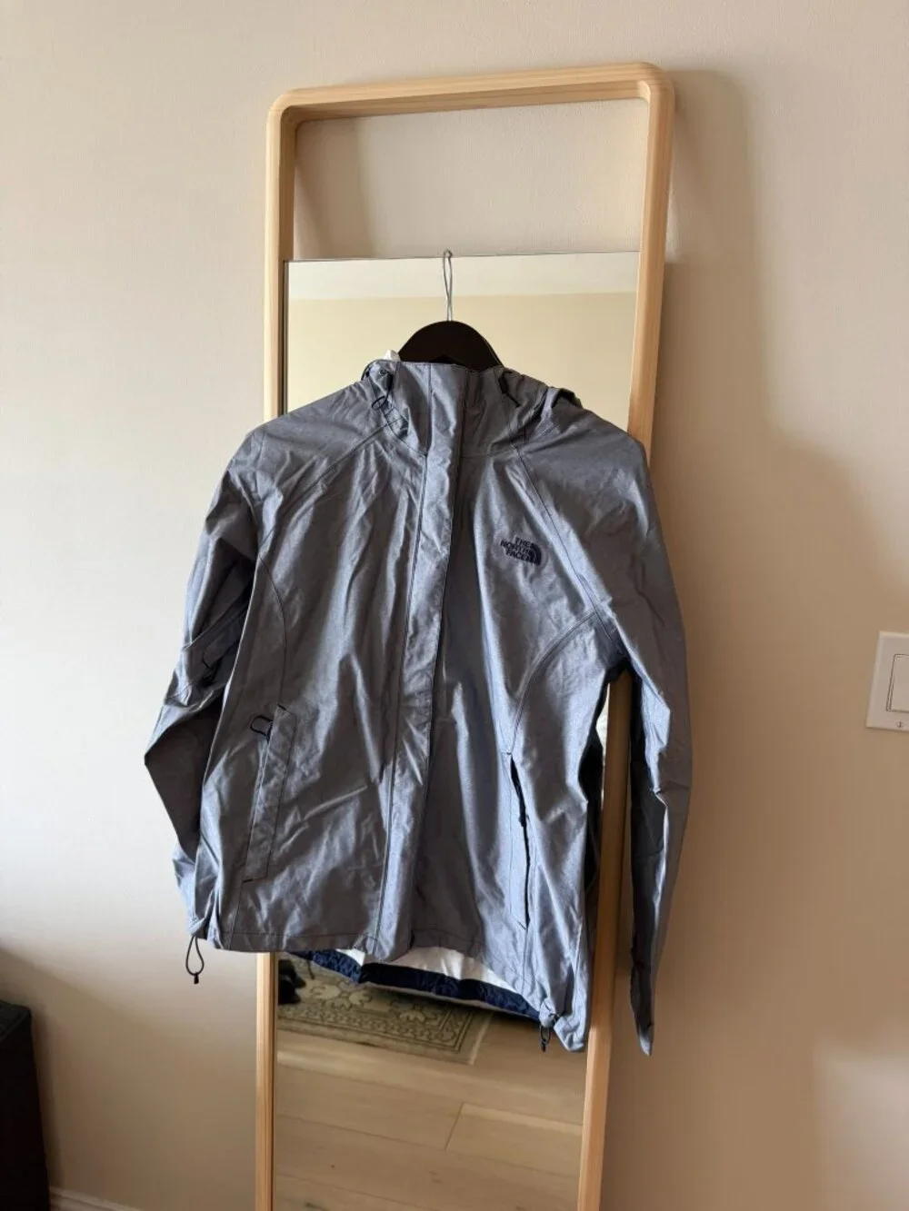 Women's North Face Rain Jacket (Size L) - Picture 1 of 3